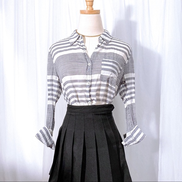 Light Grey Striped Blouse Shirt Thin Collared - Picture 7 of 10